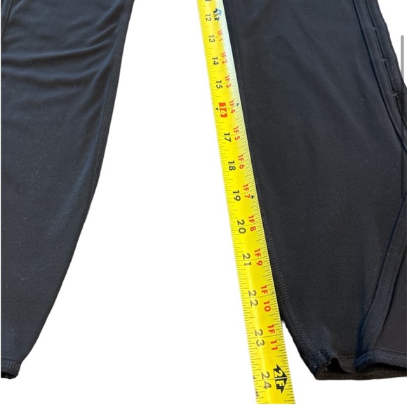 Bundle of ATHLETA Leggings Leopard print and Black color Size S/P - Picture 15 of 17